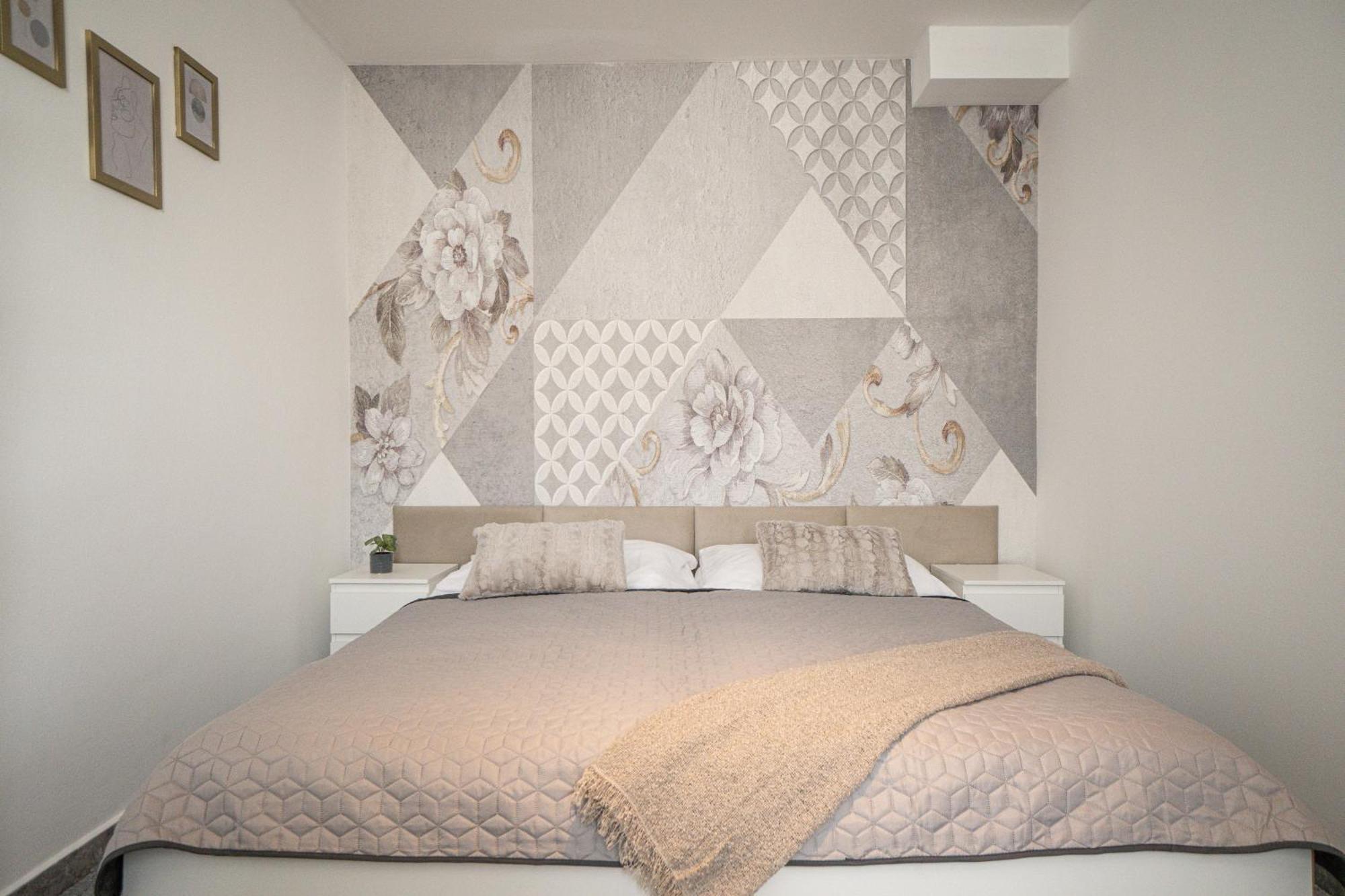 Apartments By Pyramid - Michal Bratislava Luaran gambar